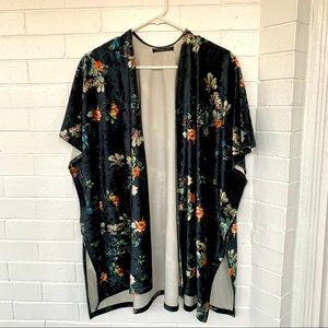 Velvet Floral Shawl - OS